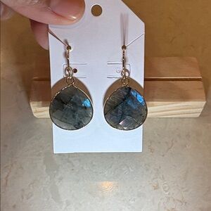 Elegant NEW Artisan Made Labradorite Teardrop Earrings ..